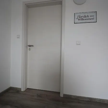Eat And Apartmán