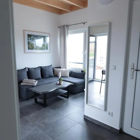 Eat And Apartamento *